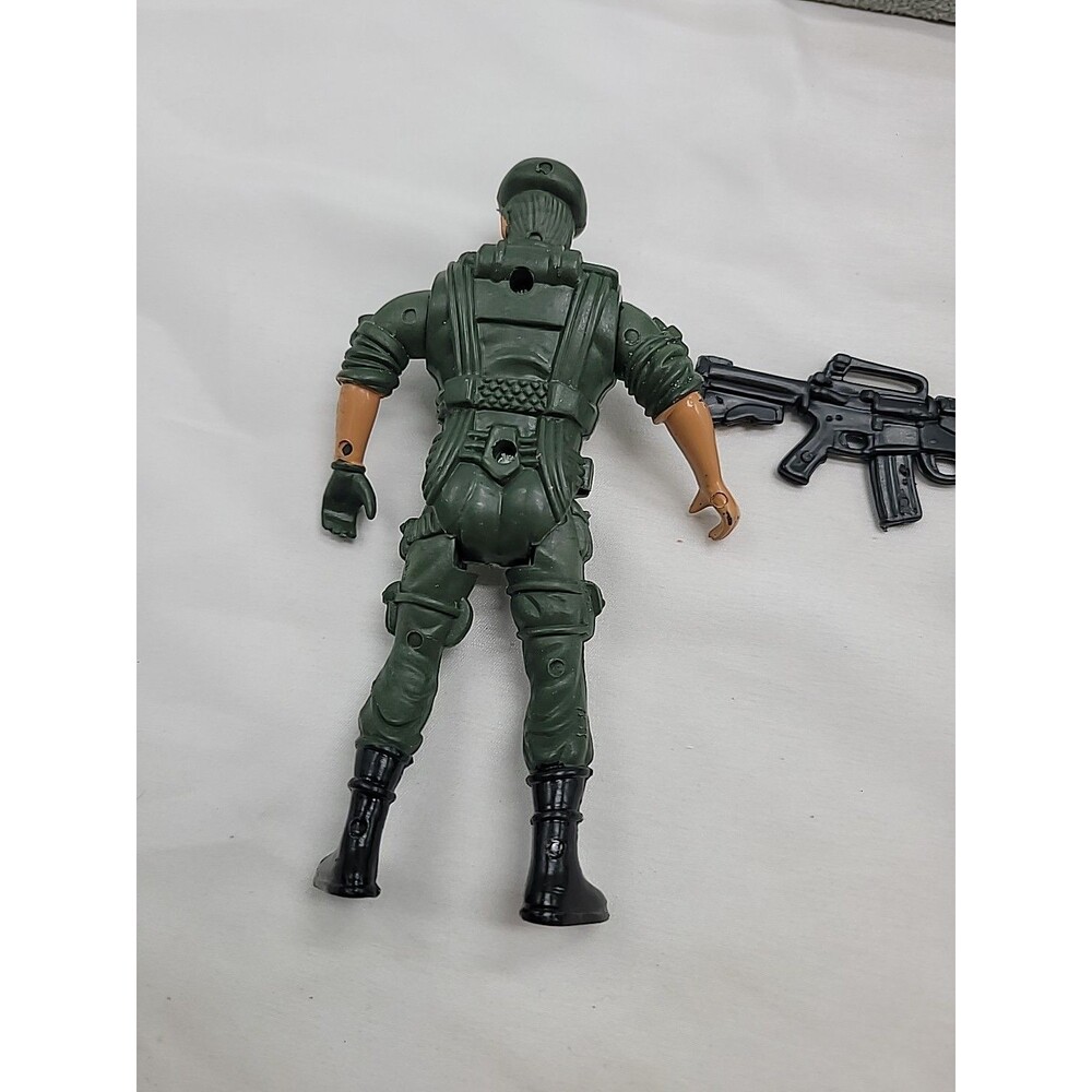 Army Figures lot of 3 - army guys Random Commandos generic joe men + Toy Weapons - Picture 9 of 14